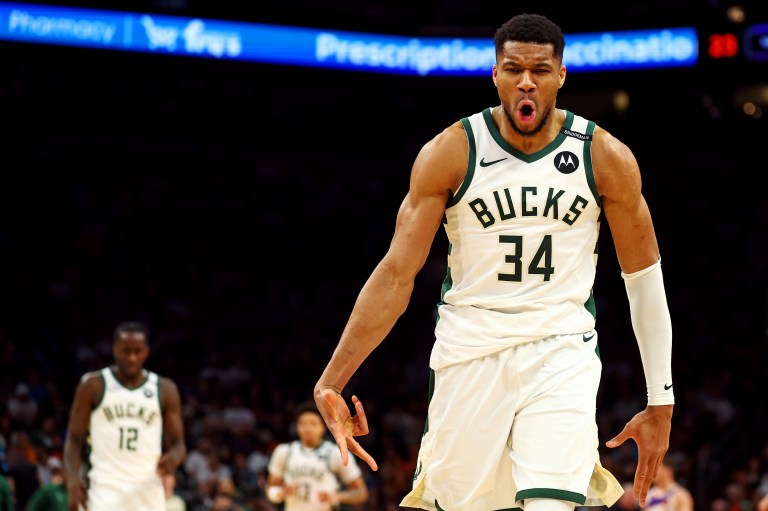 Giannis Antetokounmpo Injury Update: Wednesday 3/26/25 vs. the Nuggets