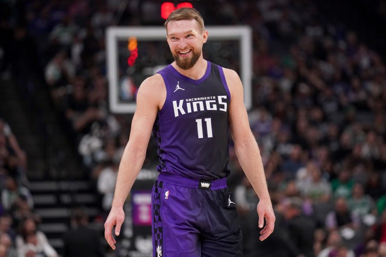 Best Domantas Sabonis prop bets for Kings vs. Thunder: Tuesday 3/25/25