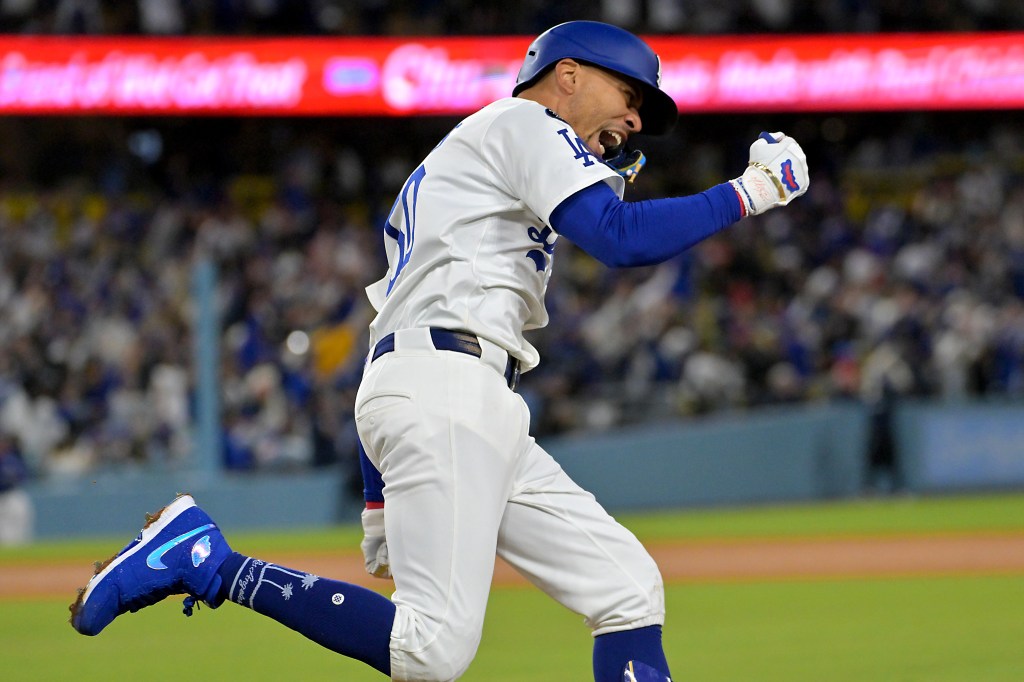 Best Mookie Betts Prop Bets for Dodgers at Phillies on Friday 4/4/25