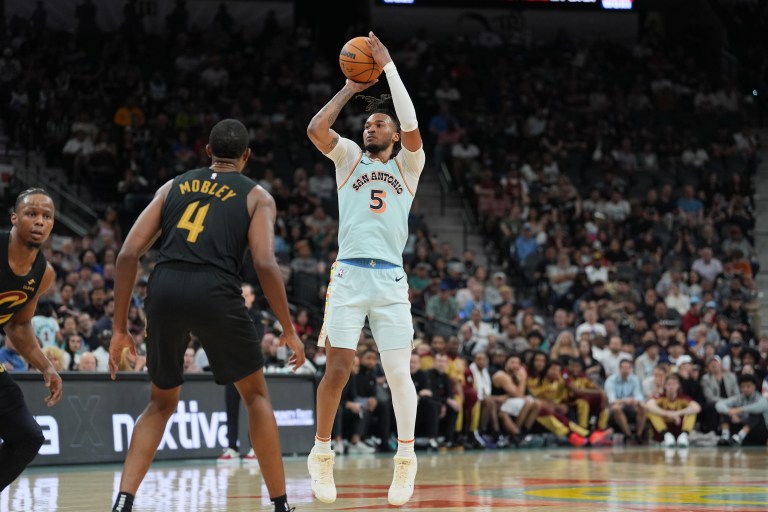Top NBA DFS Stacks for Sunday 4/6/25