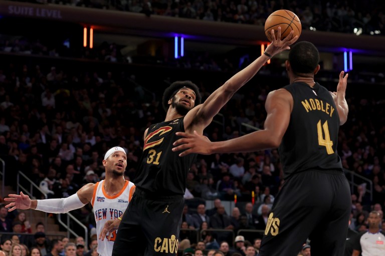 DraftKings NBA Pick6 Fantasy Basketball Picks: Top Plays and Projections for Wednesday 4/23/25
