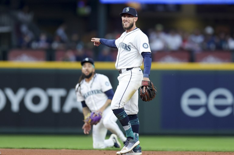WATCH: Mariners 3B Miles Mastrobuoni Makes Game-Saving Catch vs. Rangers