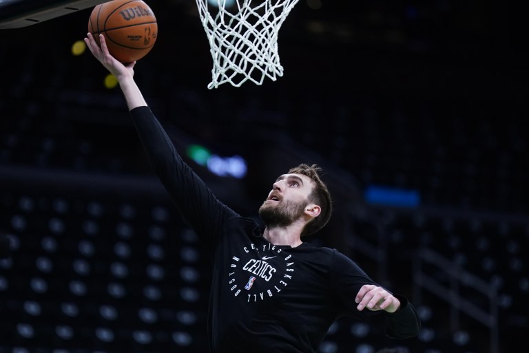Luke Kornet Signs with Spurs: NBA Free Agency Instant Reaction