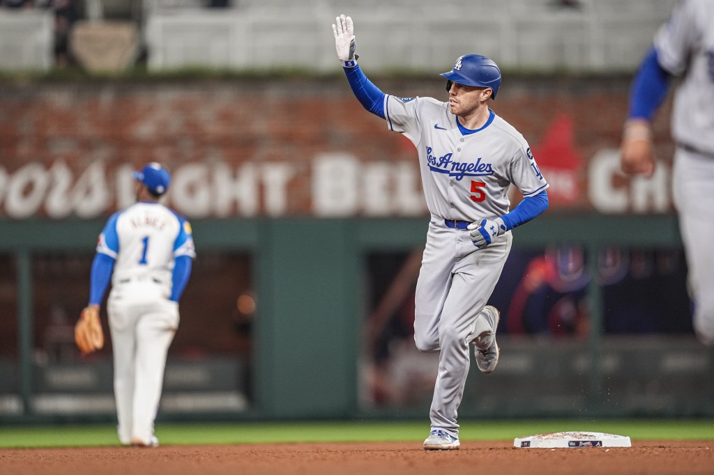 DraftKings MLB Pick6 Fantasy Baseball Picks: Top Plays for Monday 5/5/25
