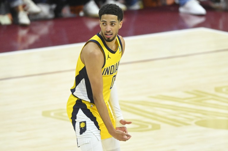 DraftKings NBA Pick6 Fantasy Basketball Picks: Top Plays and Projections for Knicks vs. Pacers Game 1