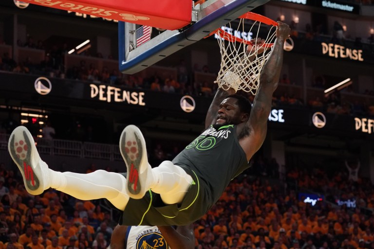How is the public betting Warriors at Timberwolves Game 4 on Monday 5/12/25?