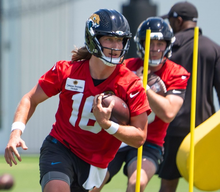 Fantasy Football 2025 QB ranks: Top twelve quarterbacks to target on draft day