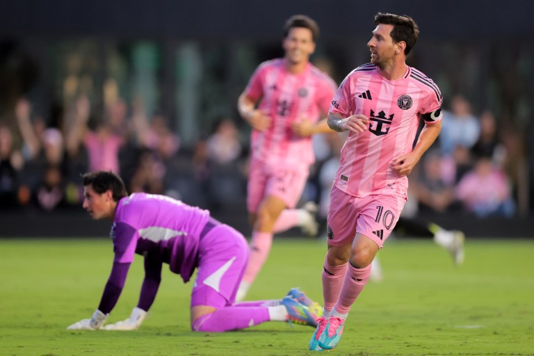 2025 FIFA Club World Cup groups, qualifying odds