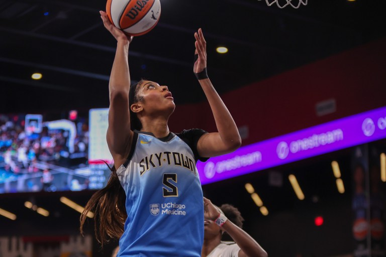 Los Angeles Sparks at Chicago Sky prediction, pick for Tuesday 6/24/25
