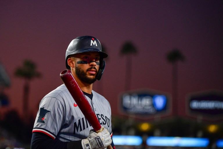 What happened to Carlos Correa? Live injury updates for Twins vs. Red Sox 7/29/25