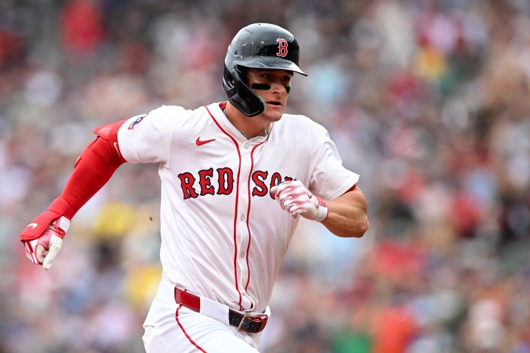 What happened to Roman Anthony? Live injury updates for Royals vs. Red Sox 8/4/25