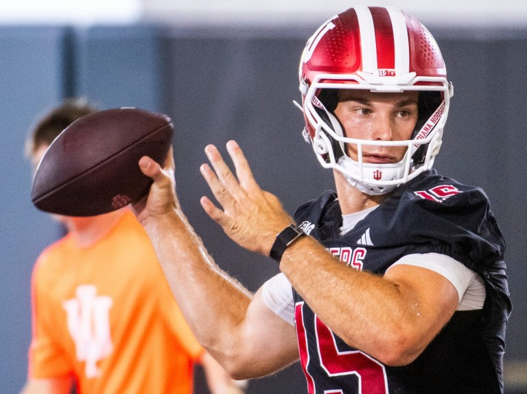 Fantasy College Football Picks: Top DraftKings CFB DFS Targets, Values for 8/30/25