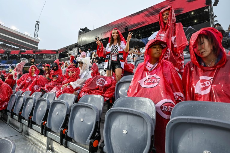 Braves at Reds game delayed due to rain Saturday 8/2/25
