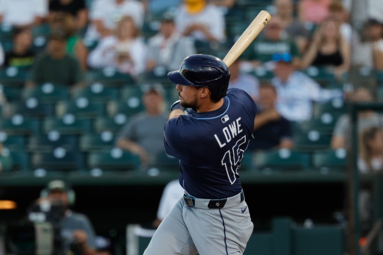 What happened to Josh Lowe? Live injury updates for Rays vs. Giants 8/16/25