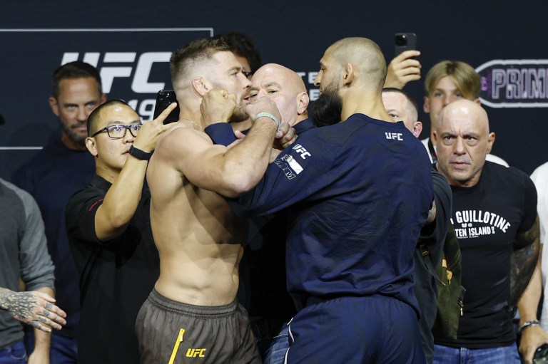 Picks, Best Bets for UFC 319: Du Plessis vs. Chimaev