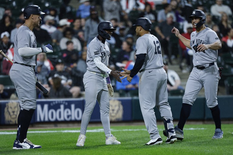 New York Yankees at Chicago White Sox prediction, pick for Saturday 8/30/25