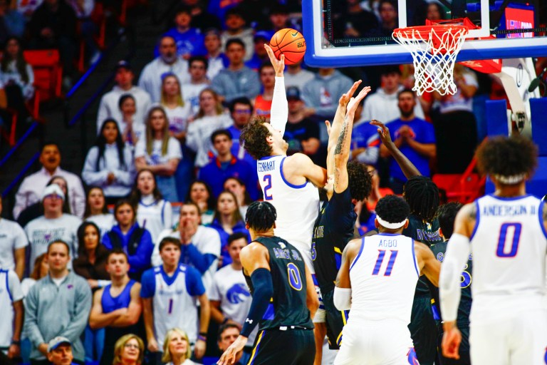 College basketball picks, predictions: UNLV vs. New Mexico, Colorado State vs. Boise State