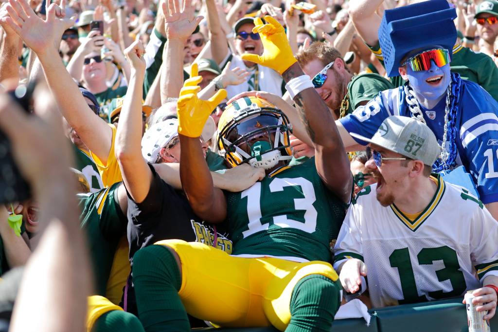 Is Dontayvion Wicks still a fantasy football must-start wide receiver in Week 6?