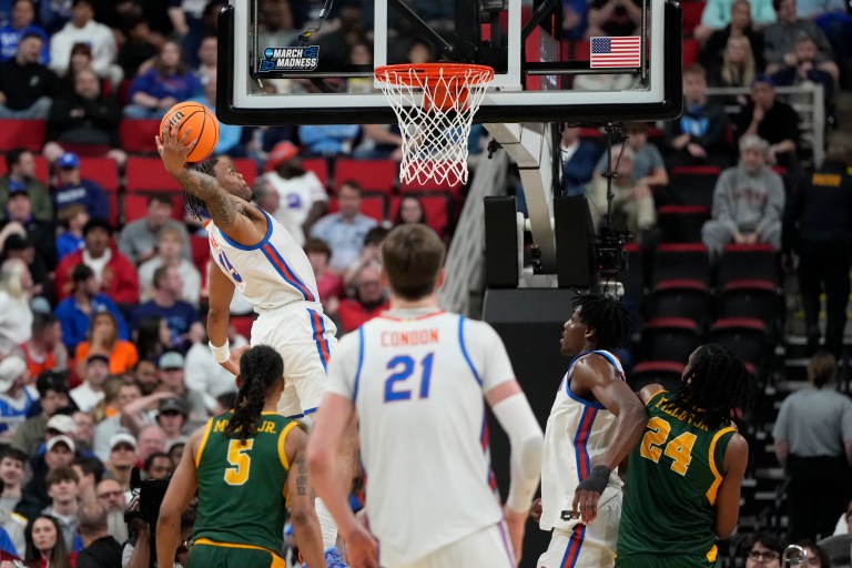Florida vs. UConn prediction, pick for March Madness Round of 32