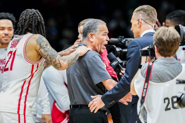 Houston vs. Tennessee prediction, pick for March Madness Elite Eight
