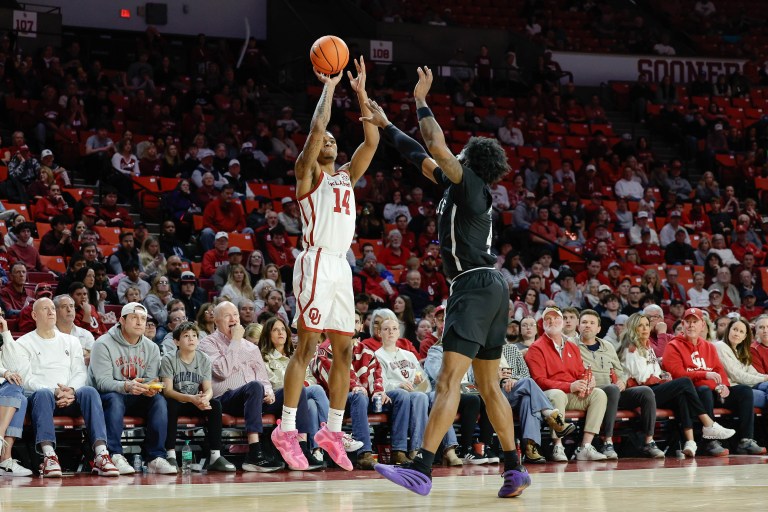 Best college basketball prop bets for Michigan State vs. Maryland, Kentucky vs. Oklahoma, and more