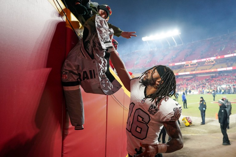 Best Jakobi Meyers prop bet for Raiders vs. Falcons