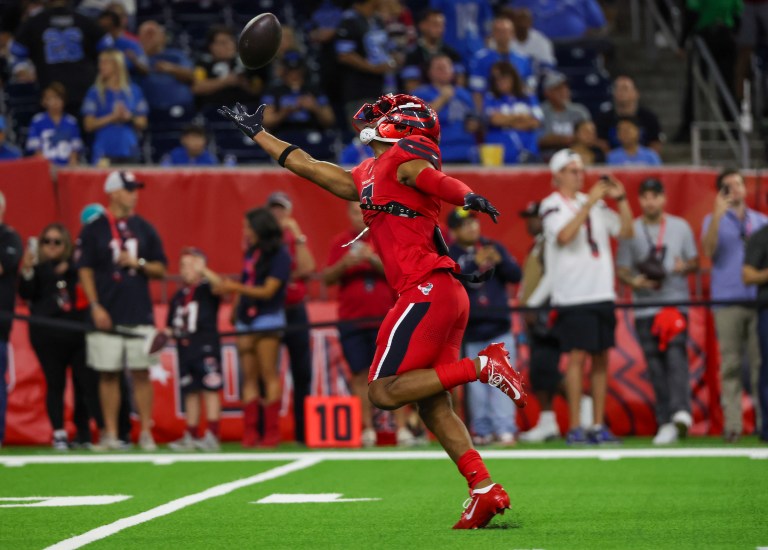 Best Tank Dell prop bets for Texans vs. Cowboys on Monday Night Football