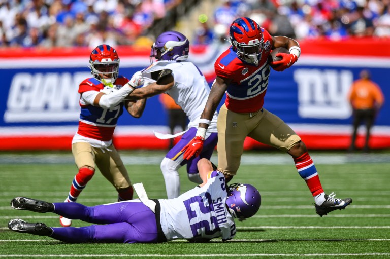 Top five fantasy football stash players for NFL Week 5